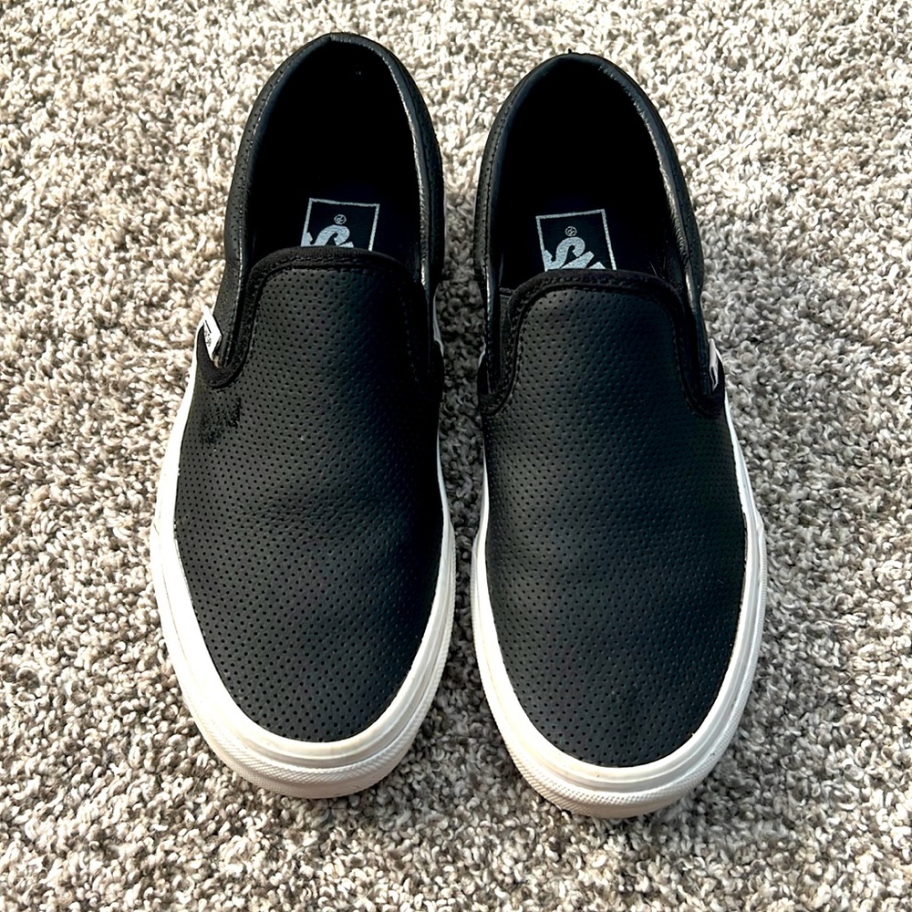 Vans size 5.5 black LEATHER slip-ons! 👌🖤